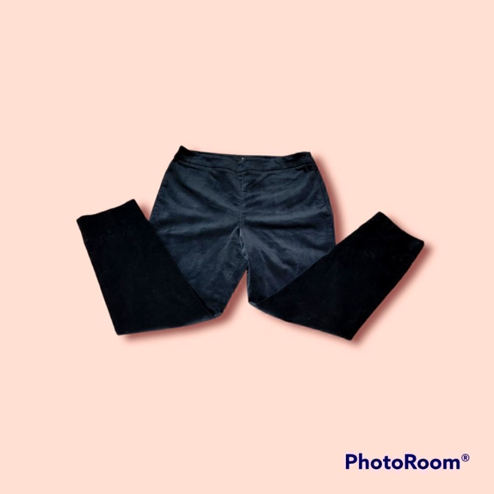 TalbotsโChathamโ
Ankleย BlackโVelveteen